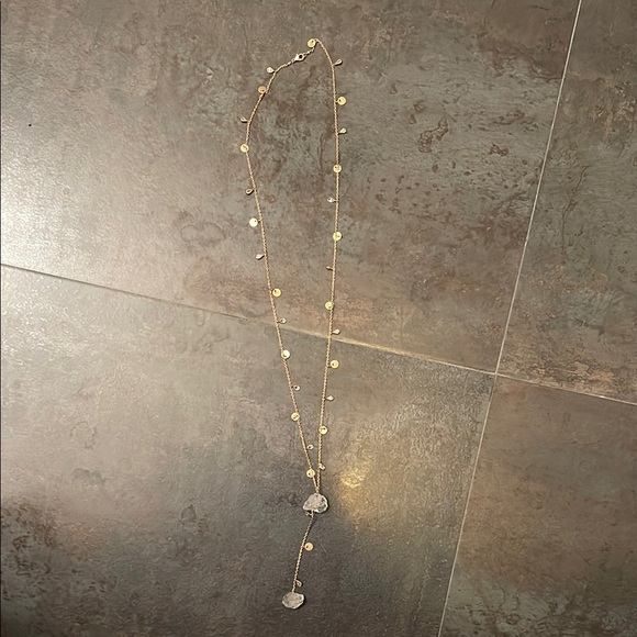 Elegant Gold Necklace with Crystal Accents